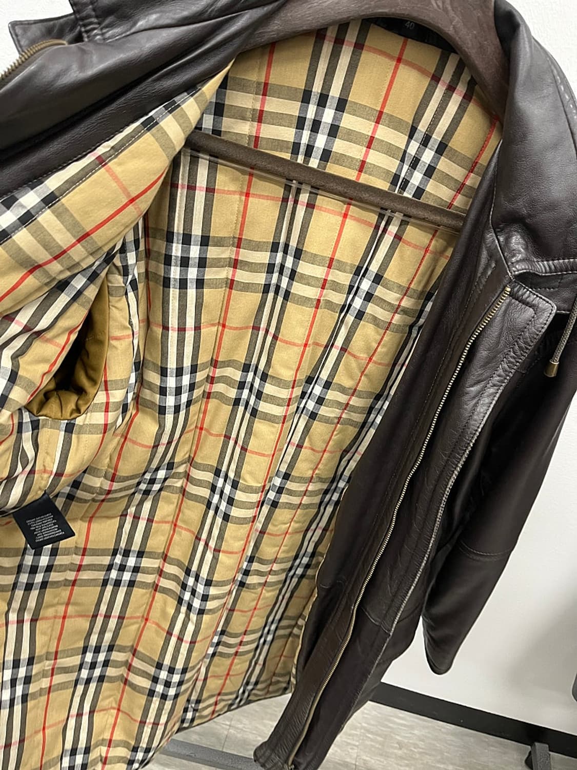 105) 버버리 후드 가죽자켓  상품이미지5