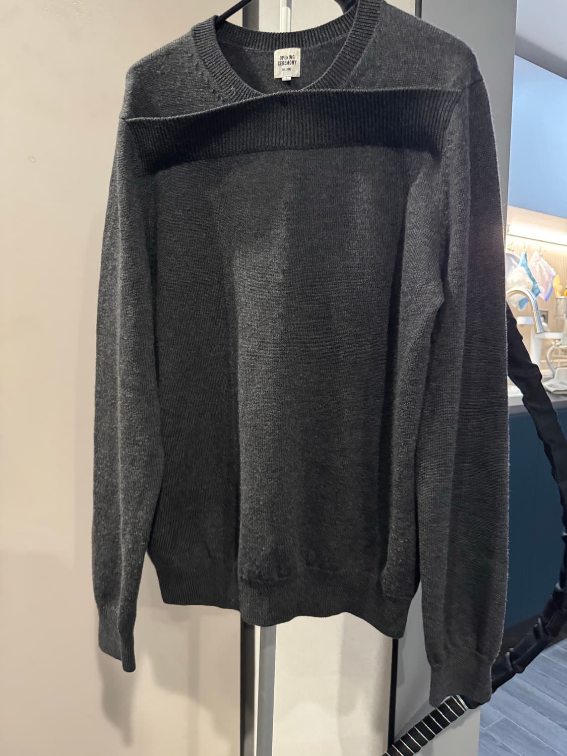 오프닝세레모니 니트 상품이미지1