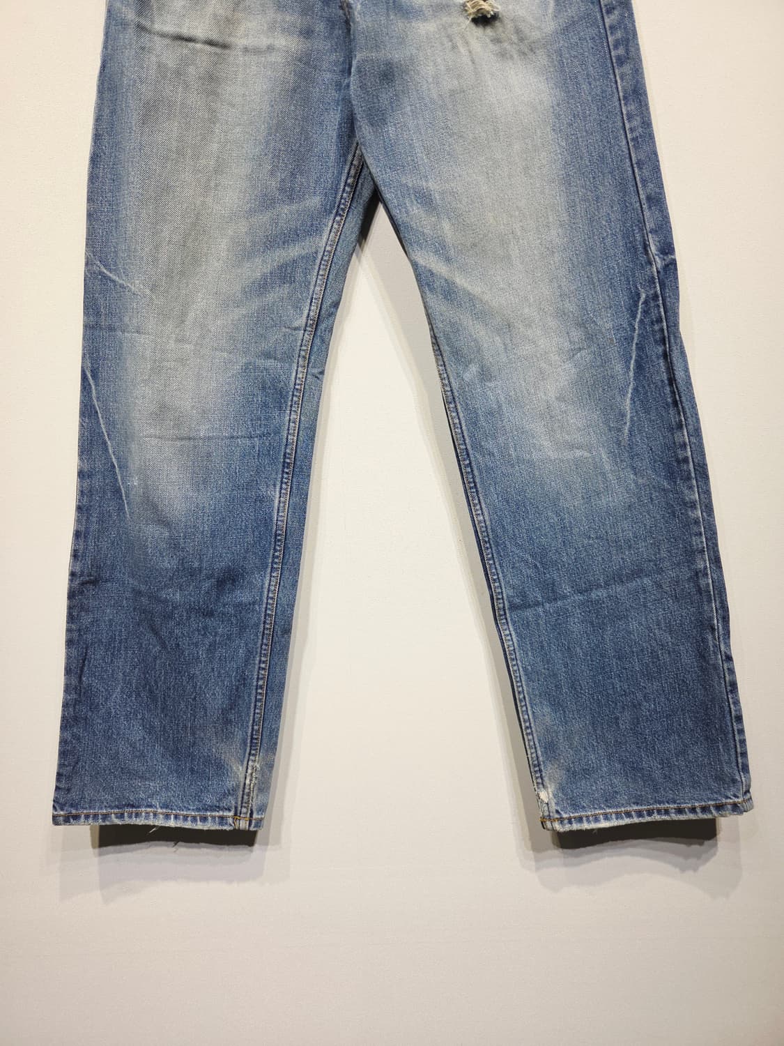 리바이스(Levi's) 569 루즈 스트레이트 디스트로이드 데님 팬츠 상품이미지3