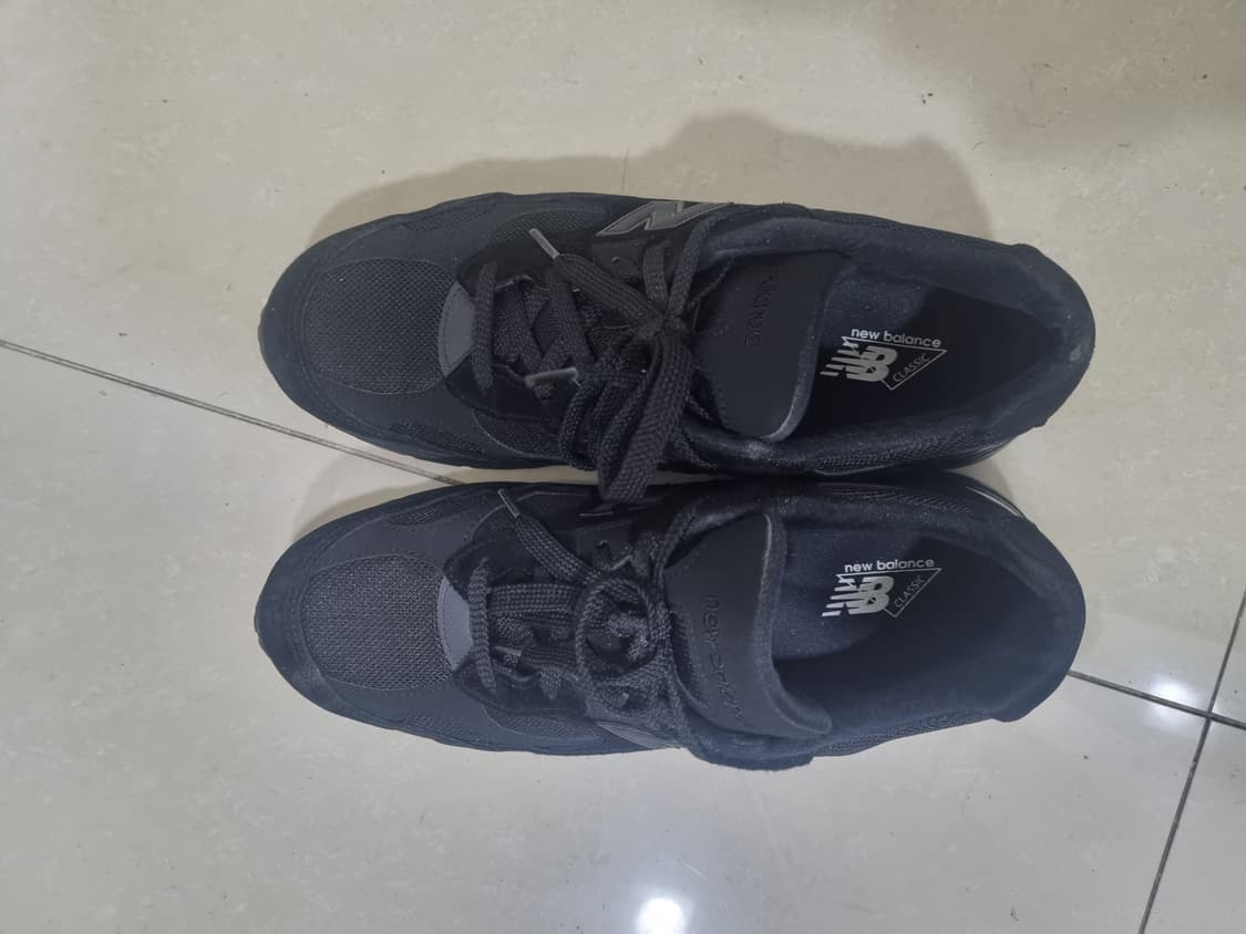 뉴발란스 992 트리플 블랙 270사이즈 상품이미지3