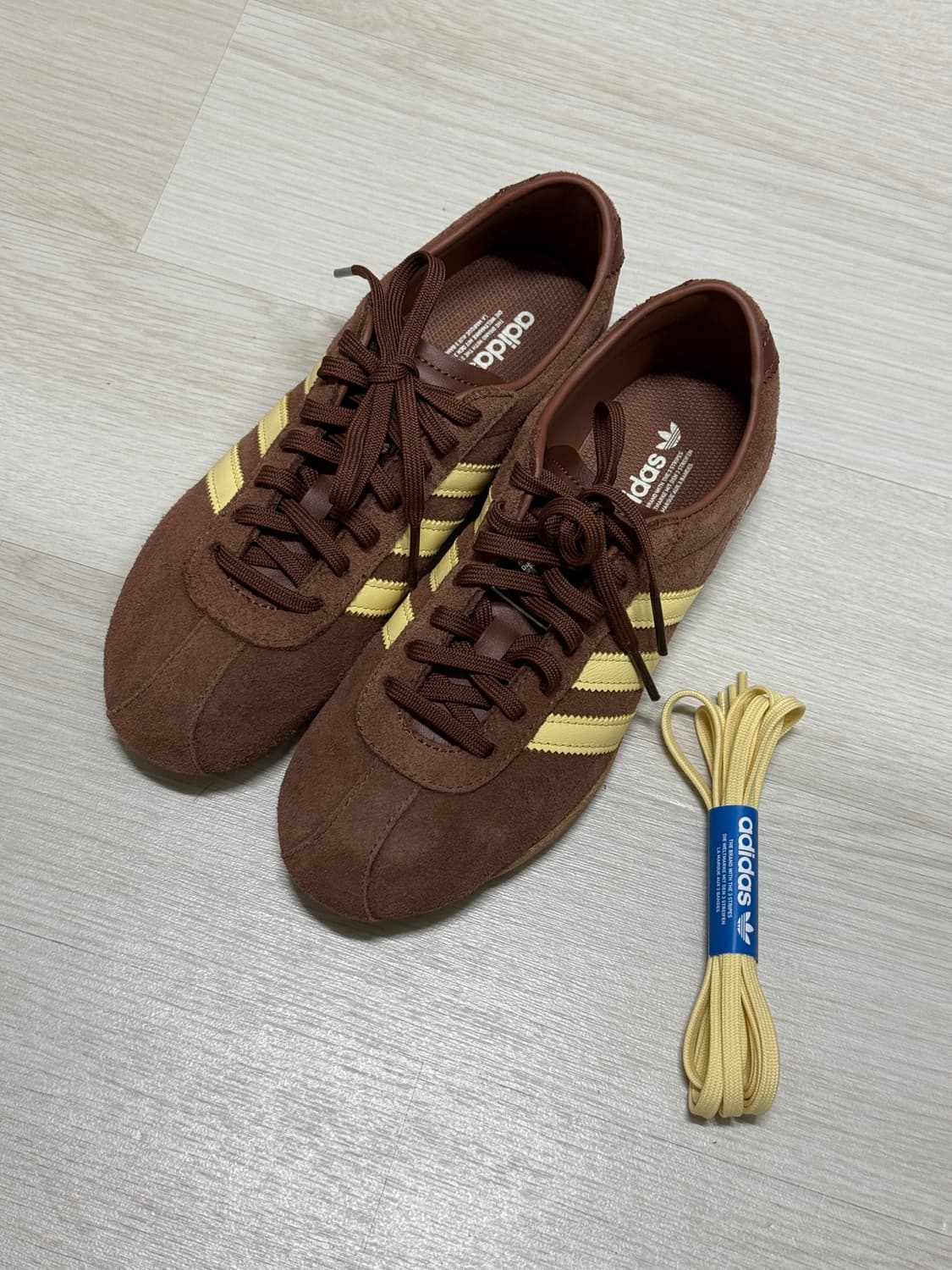 아디다스 도쿄 - 브라운:옐로우 230 새제품 상품이미지1