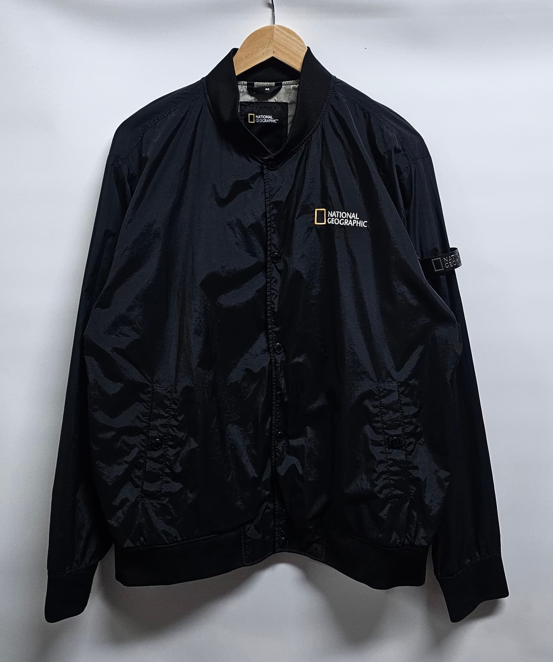 내셔널지오그래픽 블랙 바람막이 봄버자켓 XL 상품이미지1