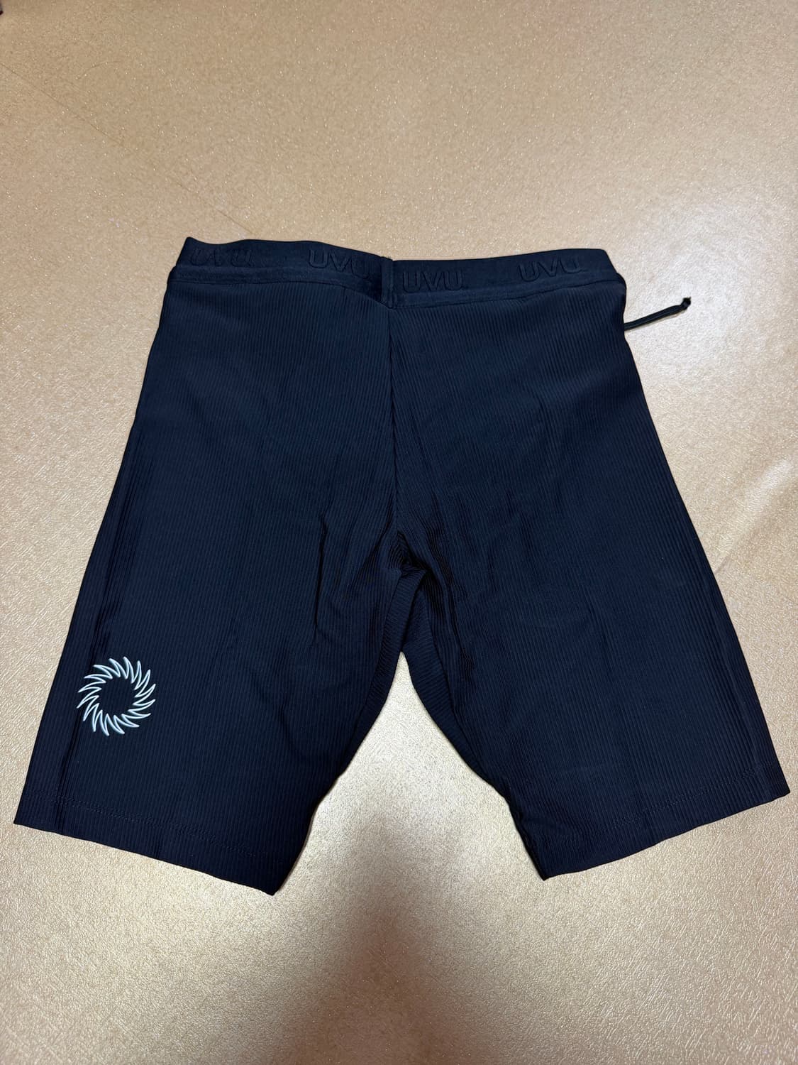 [M] UVU 하프타이즈 1.0 블랙 새상품 상품이미지2