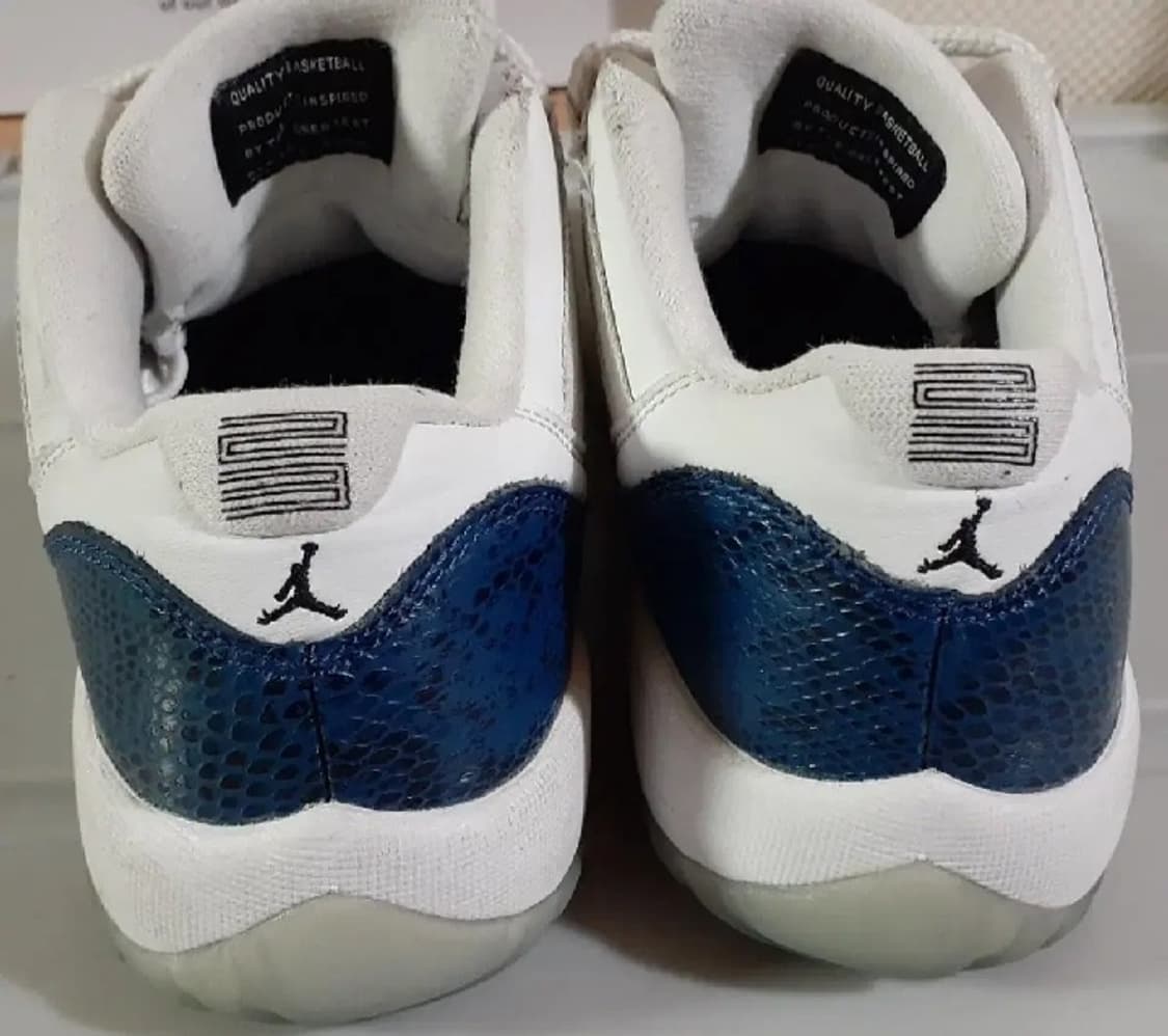 나이키 에어조던11로우 남뱀피 240 상품이미지5