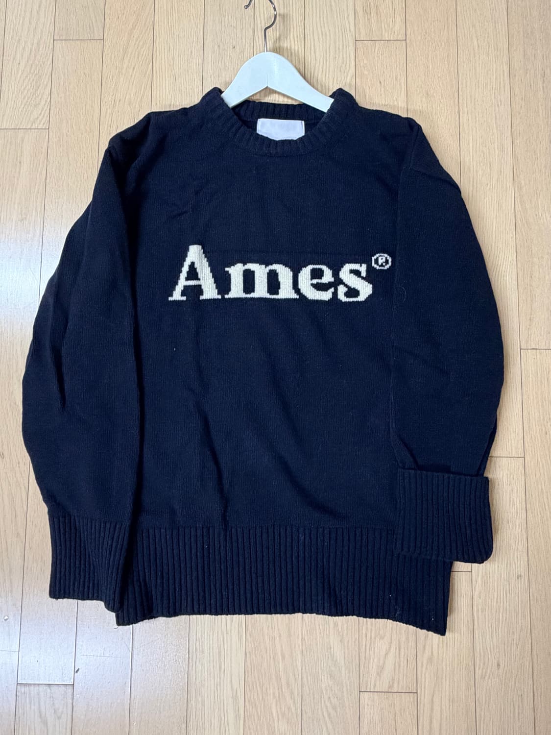 아메스 베이직 네이비 니트 상품이미지1