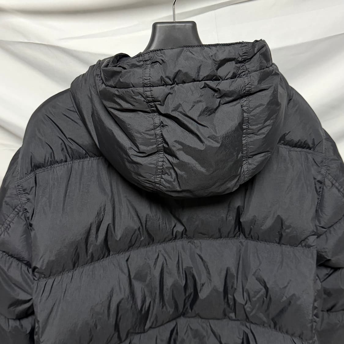 [S+급/2XL] 24FW 스톤아일랜드 크링클랩스 후드 패딩 블랙 상품이미지6