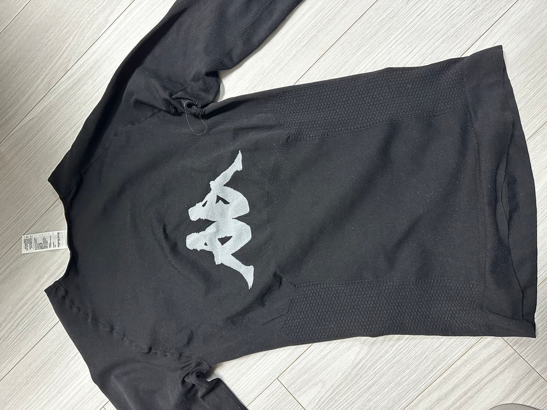 아크네 스튜디오 x 카파 롱슬리브 로고 티셔츠 블랙 (L/XL) 상품이미지3