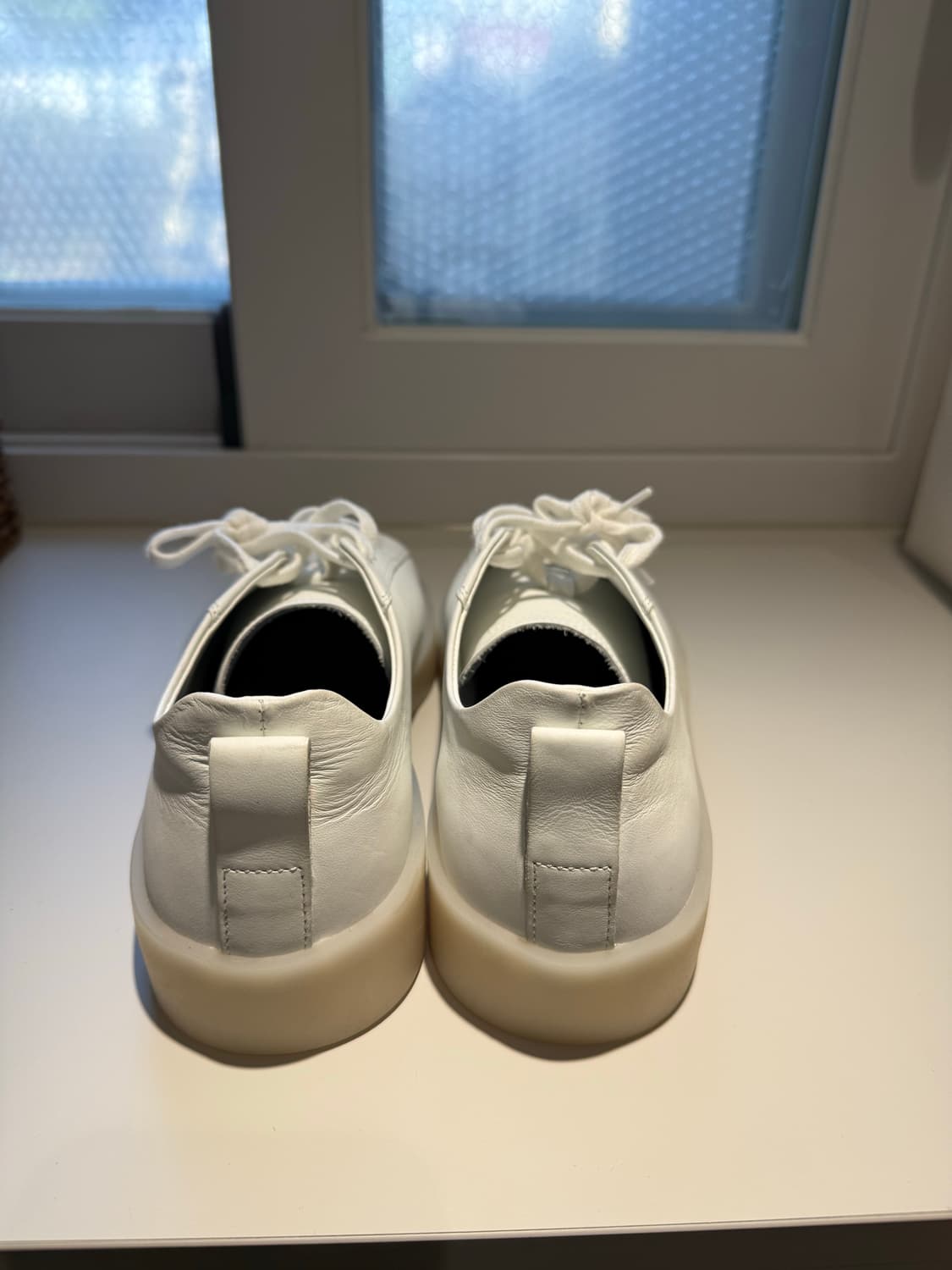 에센셜 피어오브갓 화이트 스니커즈 41 상품이미지3