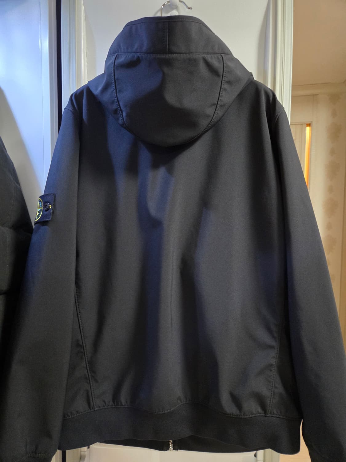 스톤아일랜드 라이트 소프트쉘-R 블랙 L 상품이미지2