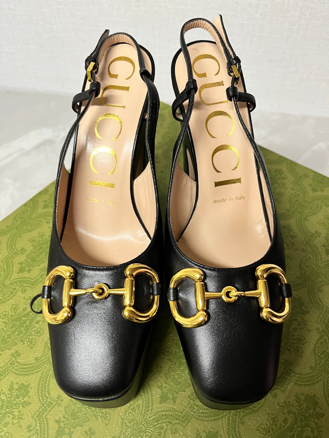 구찌 홀스빗 플랫폼 펌프스 블랙 37반 새상품 상품이미지1