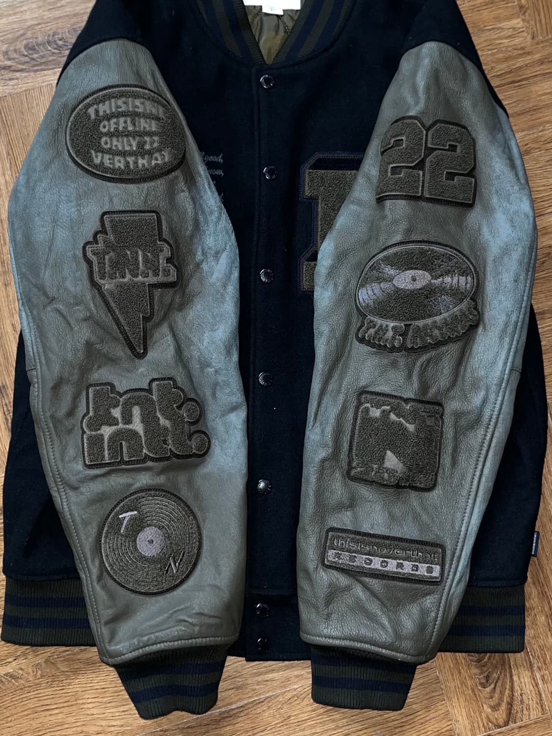 디스이즈네버댓 레코드 바시티자켓 상품이미지5