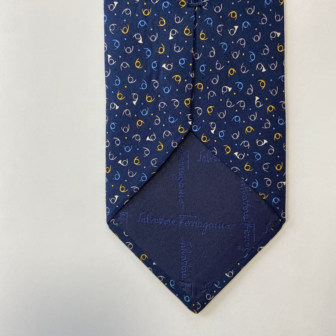 페레가모(Ferragamo) 명품 정품 넥타이 상품이미지6