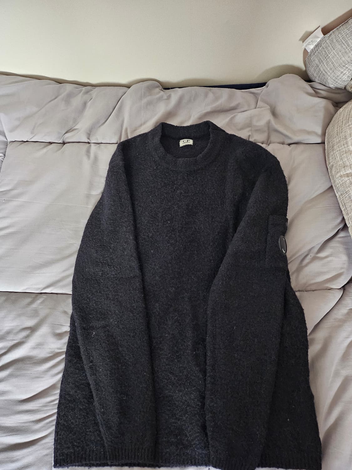 cp컴퍼니 알파카 니트 블랙 52사이즈 상품이미지1