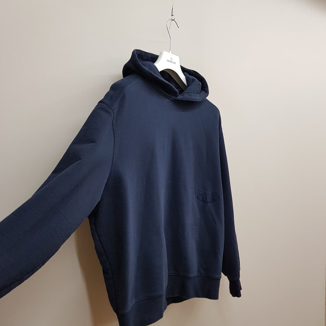 한섬 시스템 2023 백프린트 후드 스웨트셔츠 105사이즈 상품이미지4