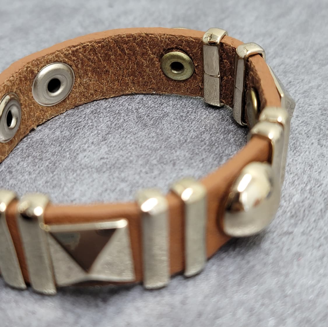 stud leather bracelet 상품이미지2