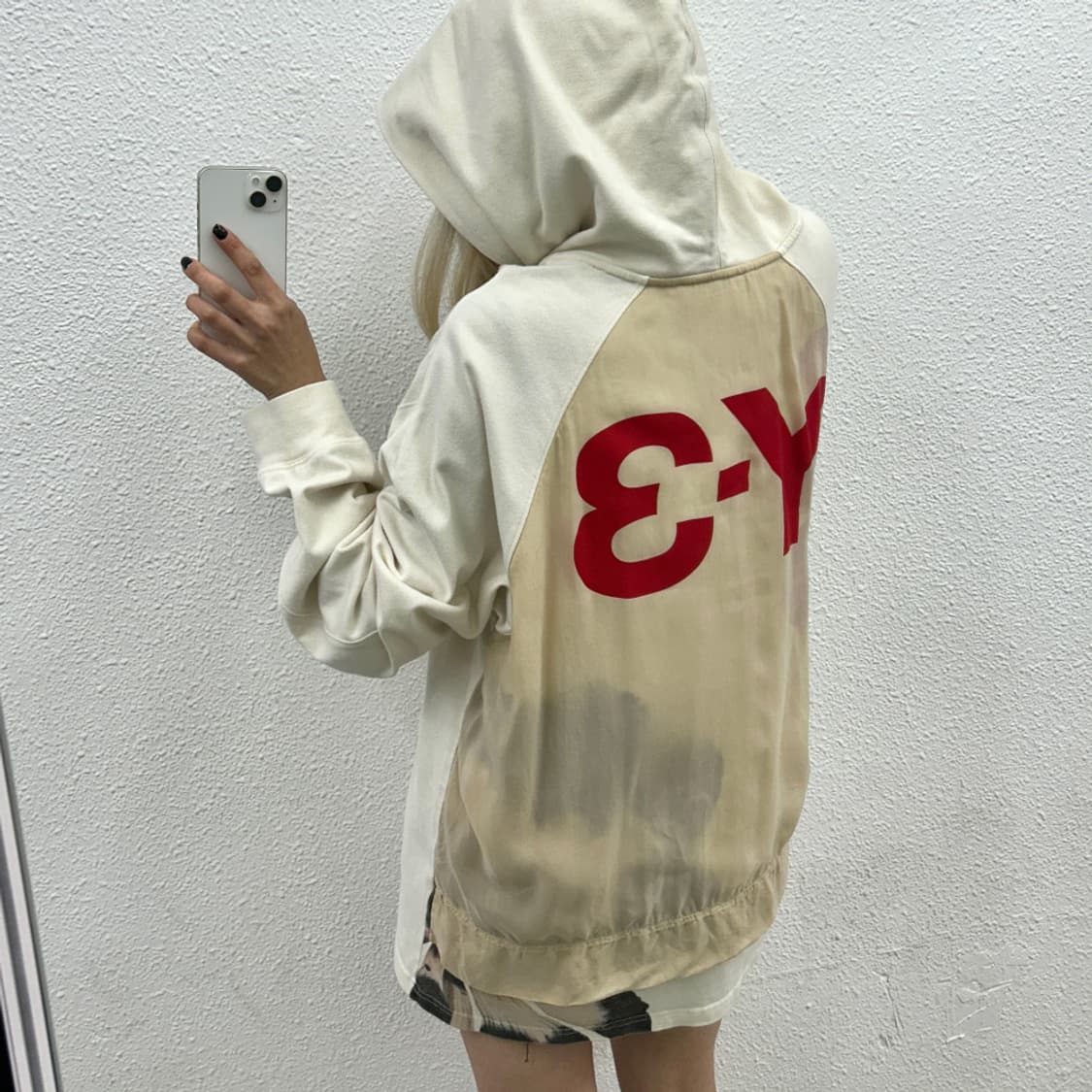 Y-3 요지야마모토 백프린팅 아이보리 후드 M ( 타사몰 현재 26만원대 상품이미지3