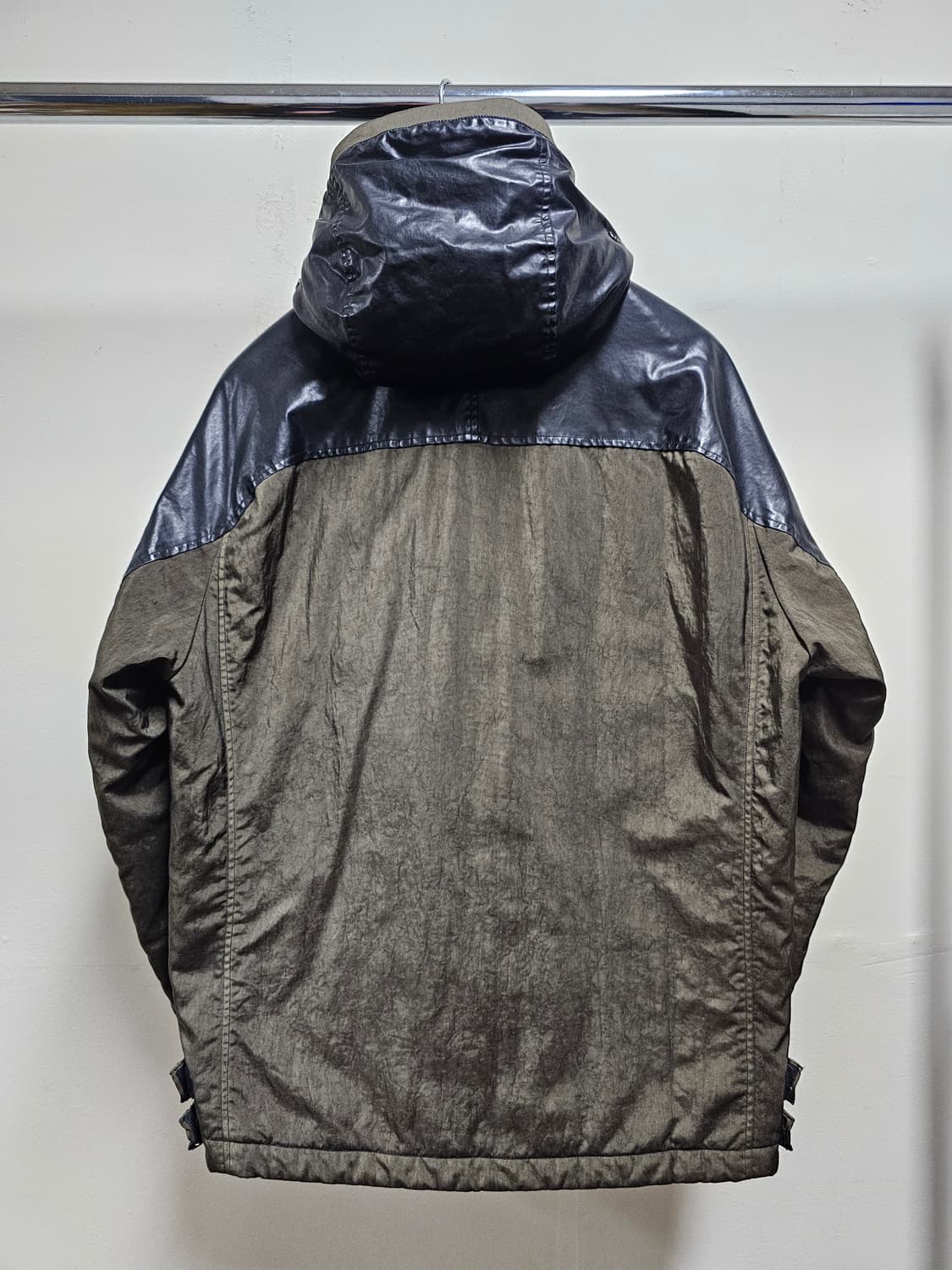 C.P컴퍼니 QUARTZ LA MILLE EXPLORER JACKET 상품이미지2