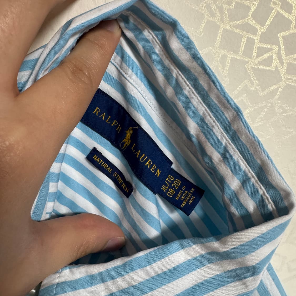 폴로 소라색 스트라이프 셔츠 팝니다 상품이미지3