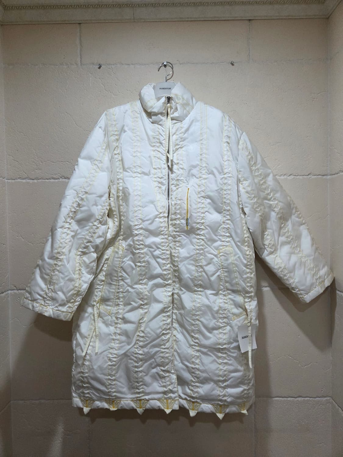 강혁 파라슈트 디테일 구스다운 파카 새상품 상품이미지1