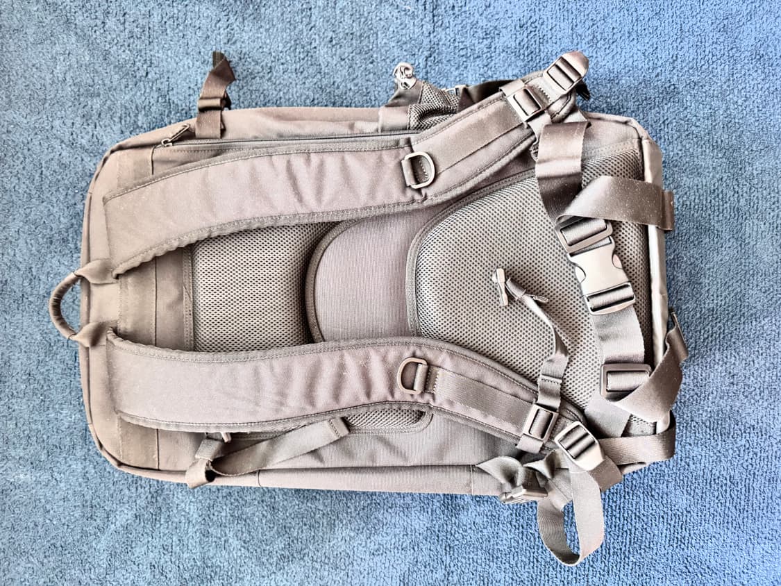 젝시믹스 오버업 멀티 짐 코듀라 백팩입니다.  상품이미지3