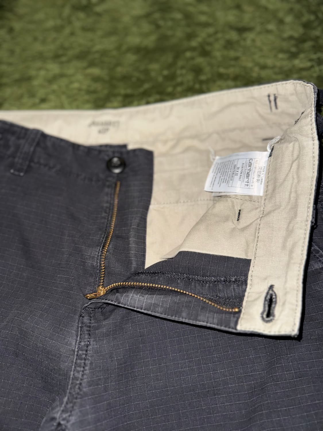 [30X32] 칼하트 WIP 립스탑 빈티지 워싱 카고 팬츠 블랙 상품이미지3