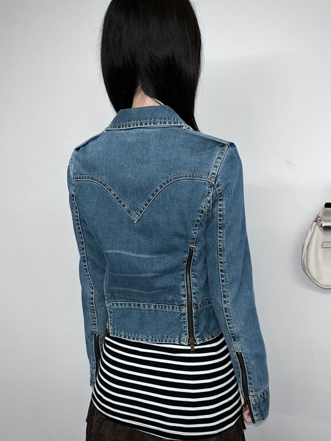 Levi’s Trucker Zip-Up Denim Jacket 상품이미지4