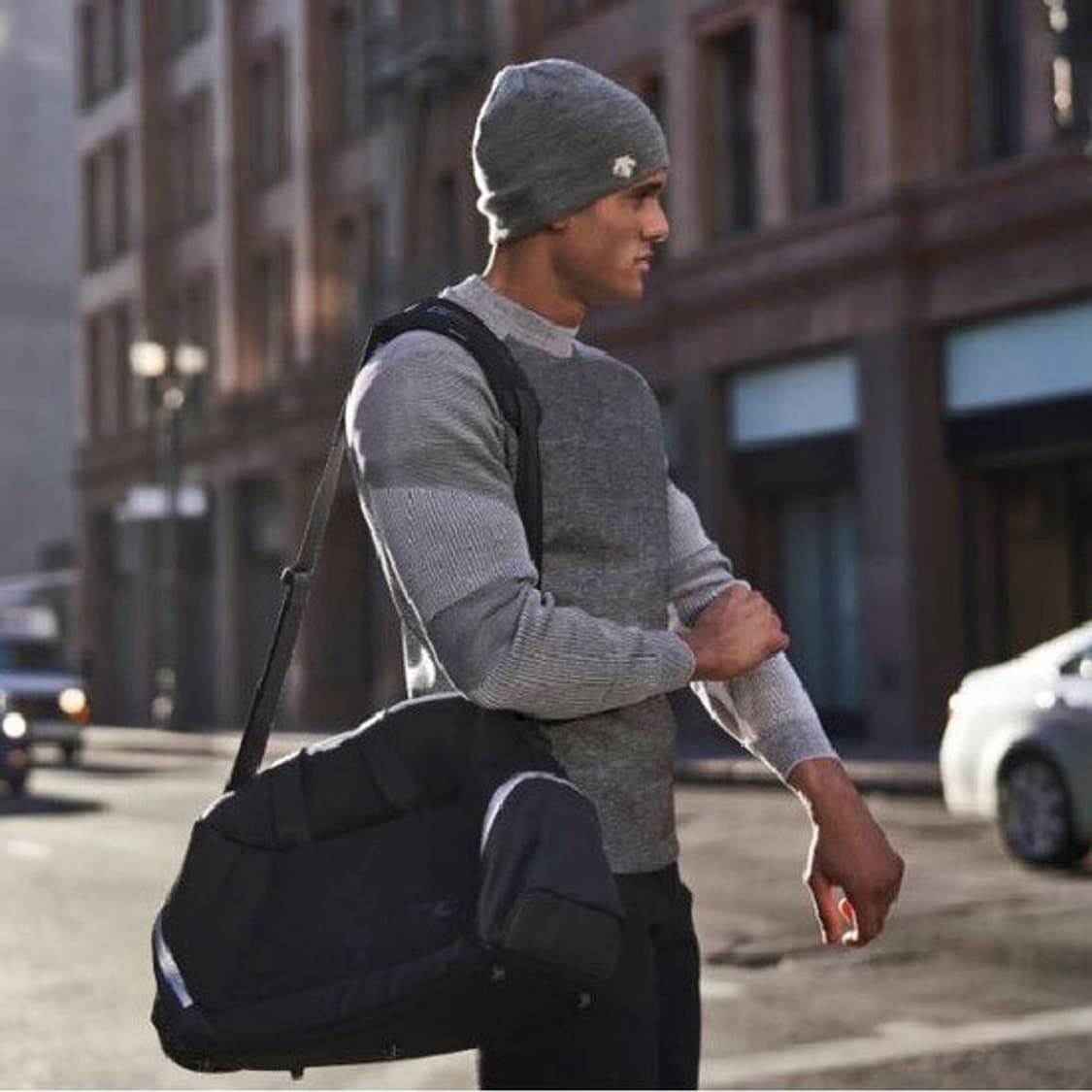 데상트 맨투맨 티셔츠 상품이미지3