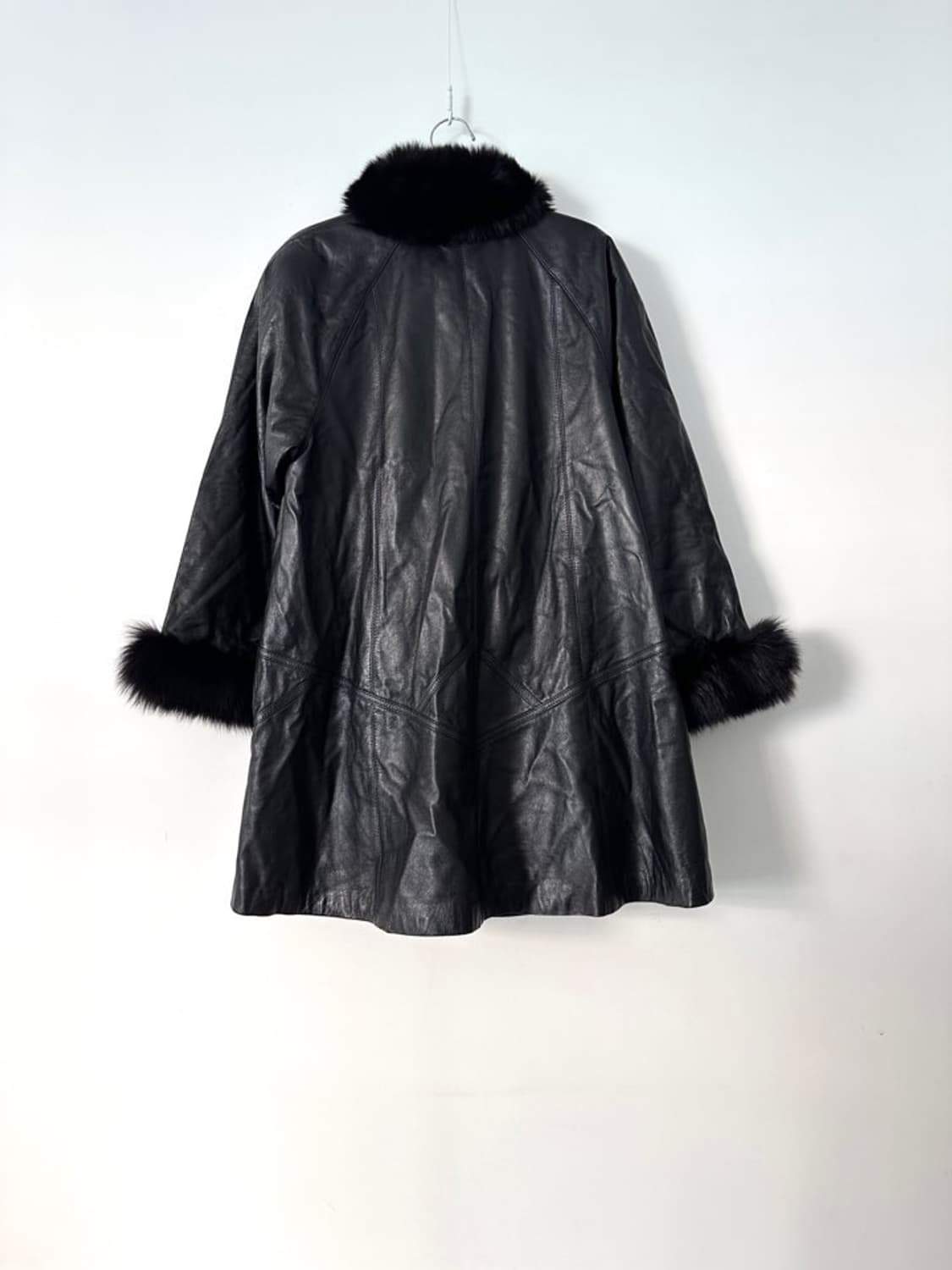 Fur detailed leather jacket 상품이미지4