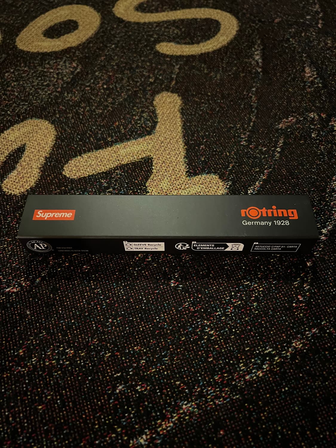 [새제품] 슈프림 x 로트링 600 3-in-1 실버 - 23SS 상품이미지2