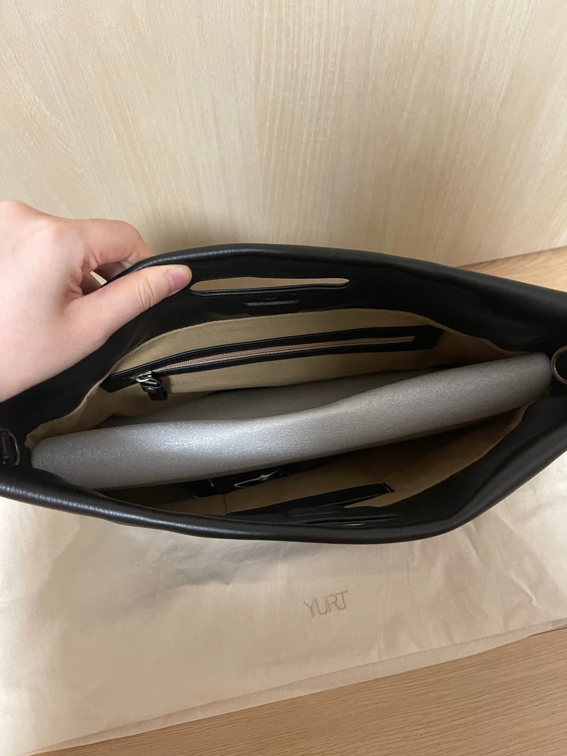 [새상품]유르트 yurt LEAH 리아 백 블랙  상품이미지4