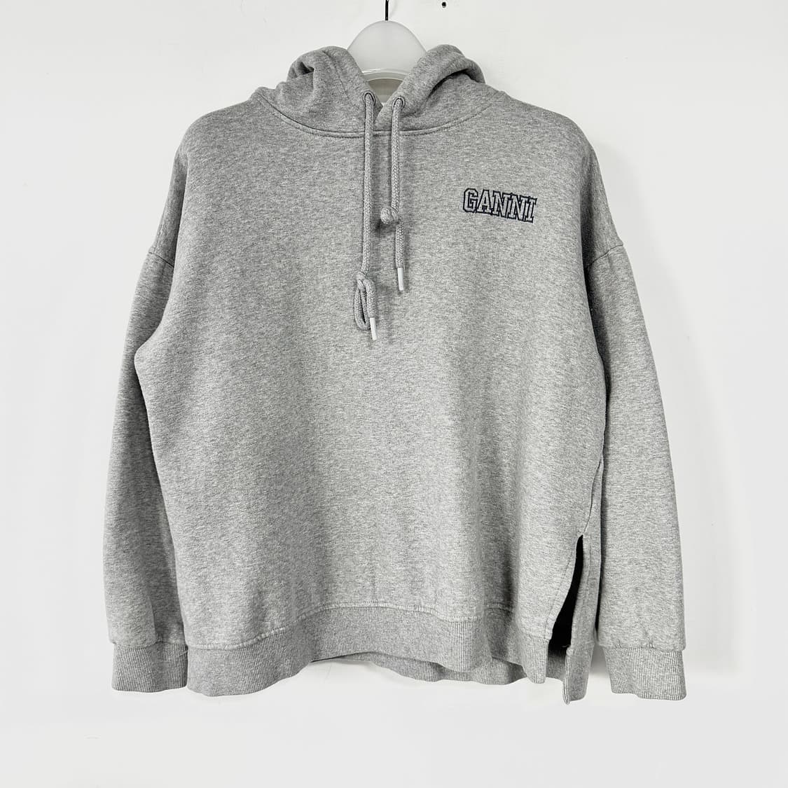 가니 GANNI 로고 기모 후디 상품이미지2