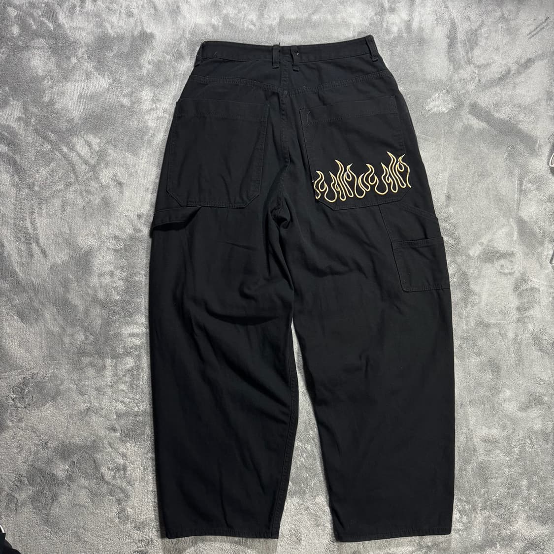 블랙 불꽃 자수 카펜더팬츠 상품이미지3