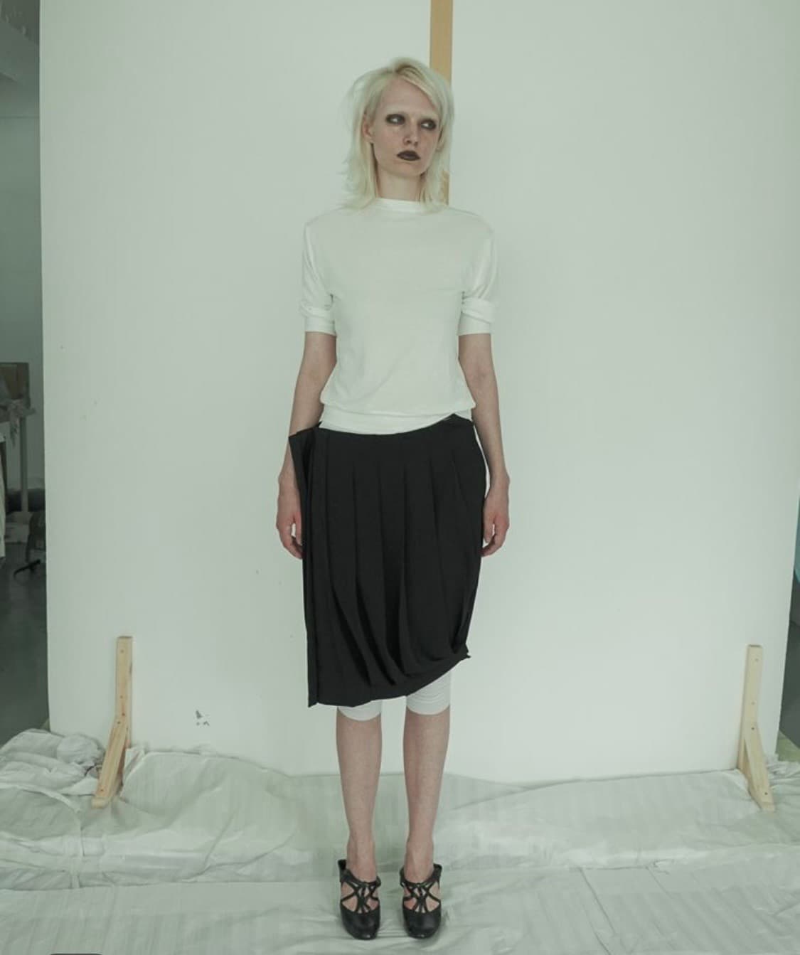에옹쓰 Pinched pleats skirt black 2사이즈 상품이미지2