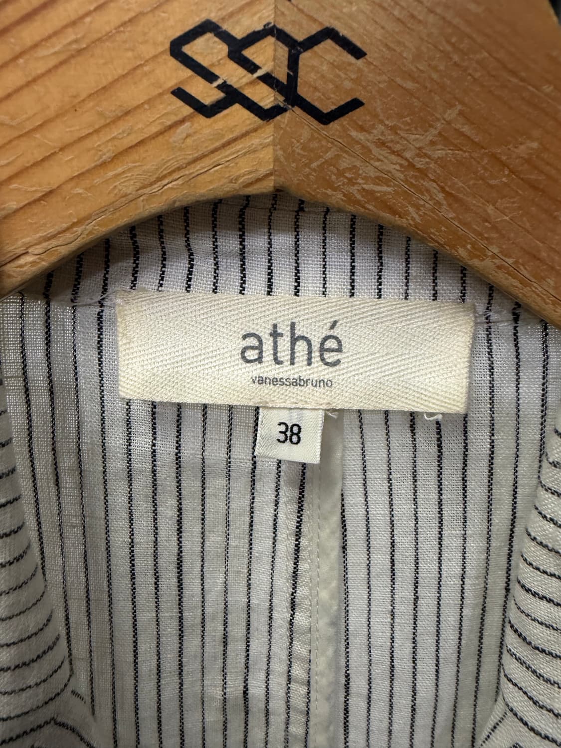 정품) 아떼바네사브루노 루즈핏 스트라이프 린넨 자켓 38 상품이미지6