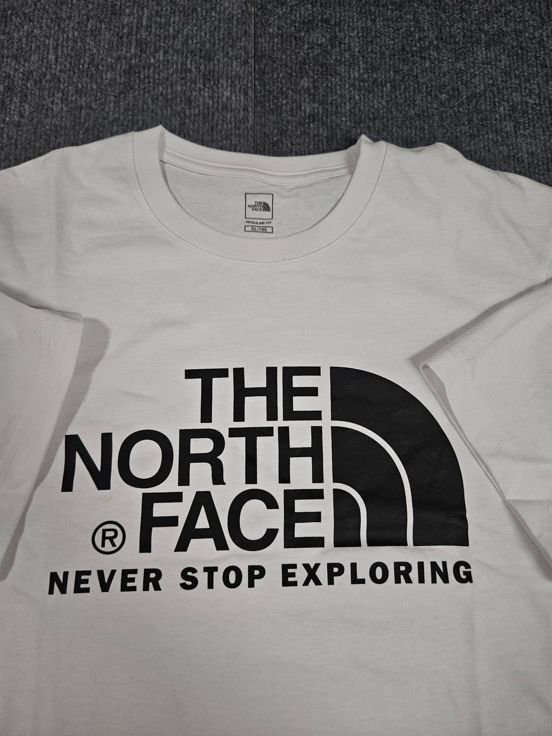 노스페이스 데이 눕시 화이트 반팔 라운드티(급처) 상품이미지2