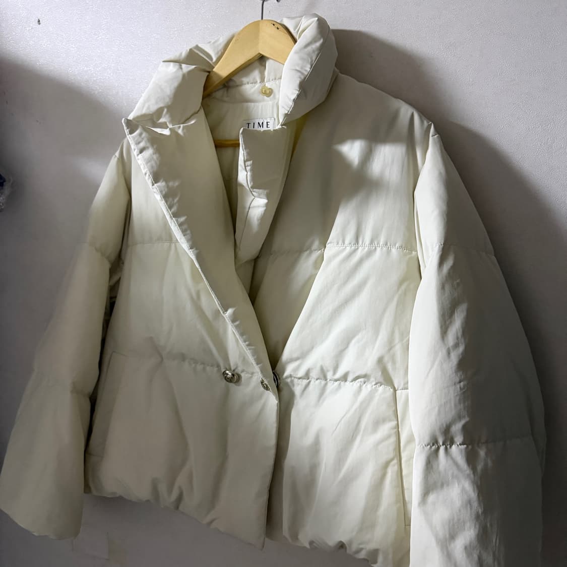 한섬 타임 22/23시즌 윈터 디테쳐블 후드구스다운점퍼 패딩 F 상품이미지10