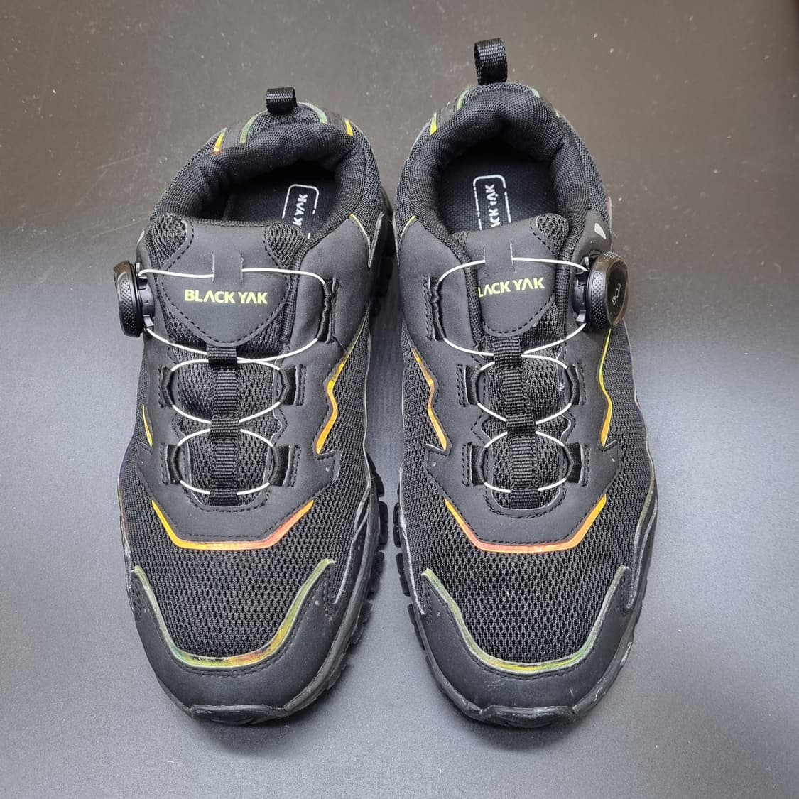 블랙야크 프리즌 운동화  실사이즈240 상품이미지2