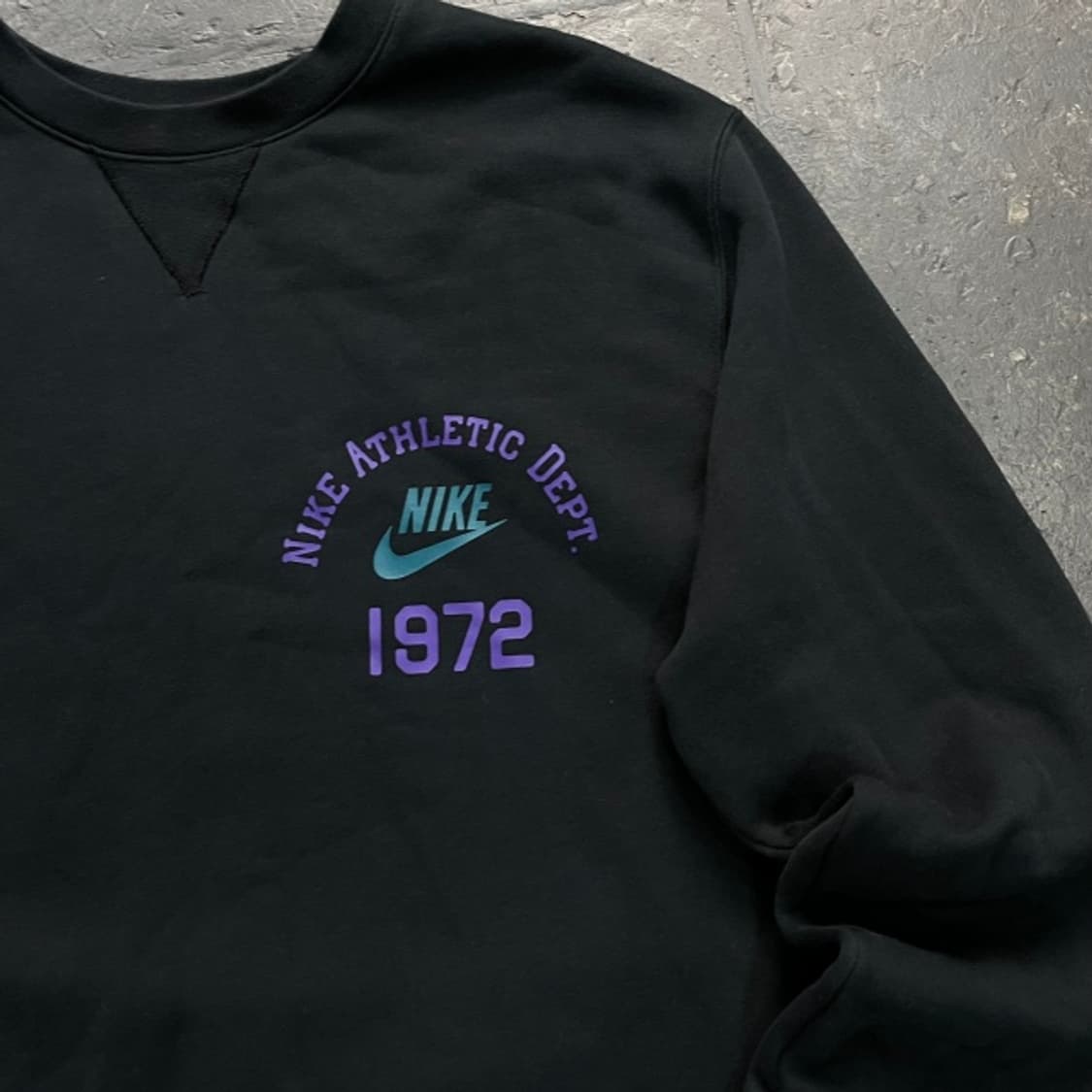 105 나이키 맨투맨  상품이미지2