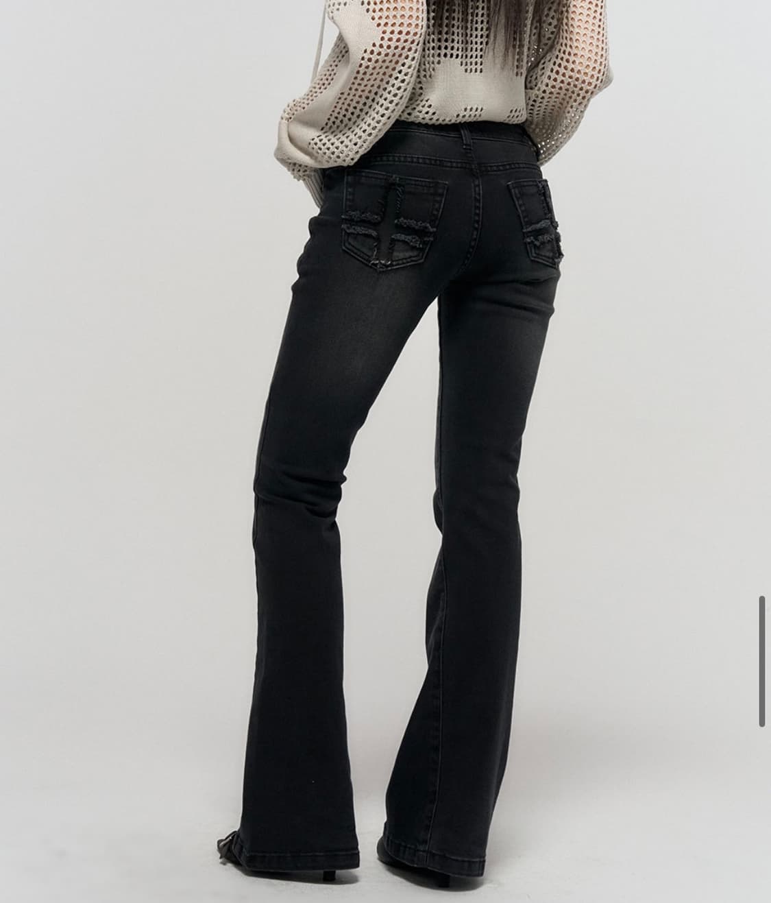 (새상품) CROSS BACK FLARE JEANS BLACK 상품이미지5