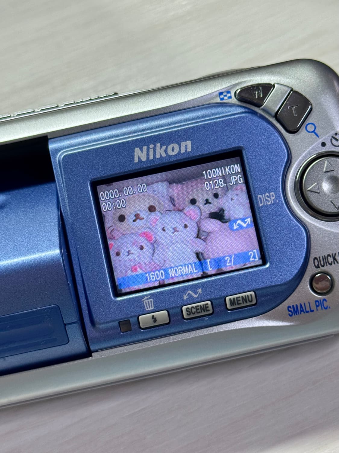 니콘 쿨픽스 2500 디카 황조지 르세라핌 홍은채 nikon y2k 상품이미지8