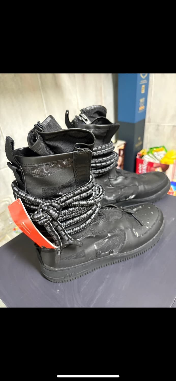 나이키 SF 에어포스1 하이 블랙 다크그레이 카모  270 새제품 상품이미지2