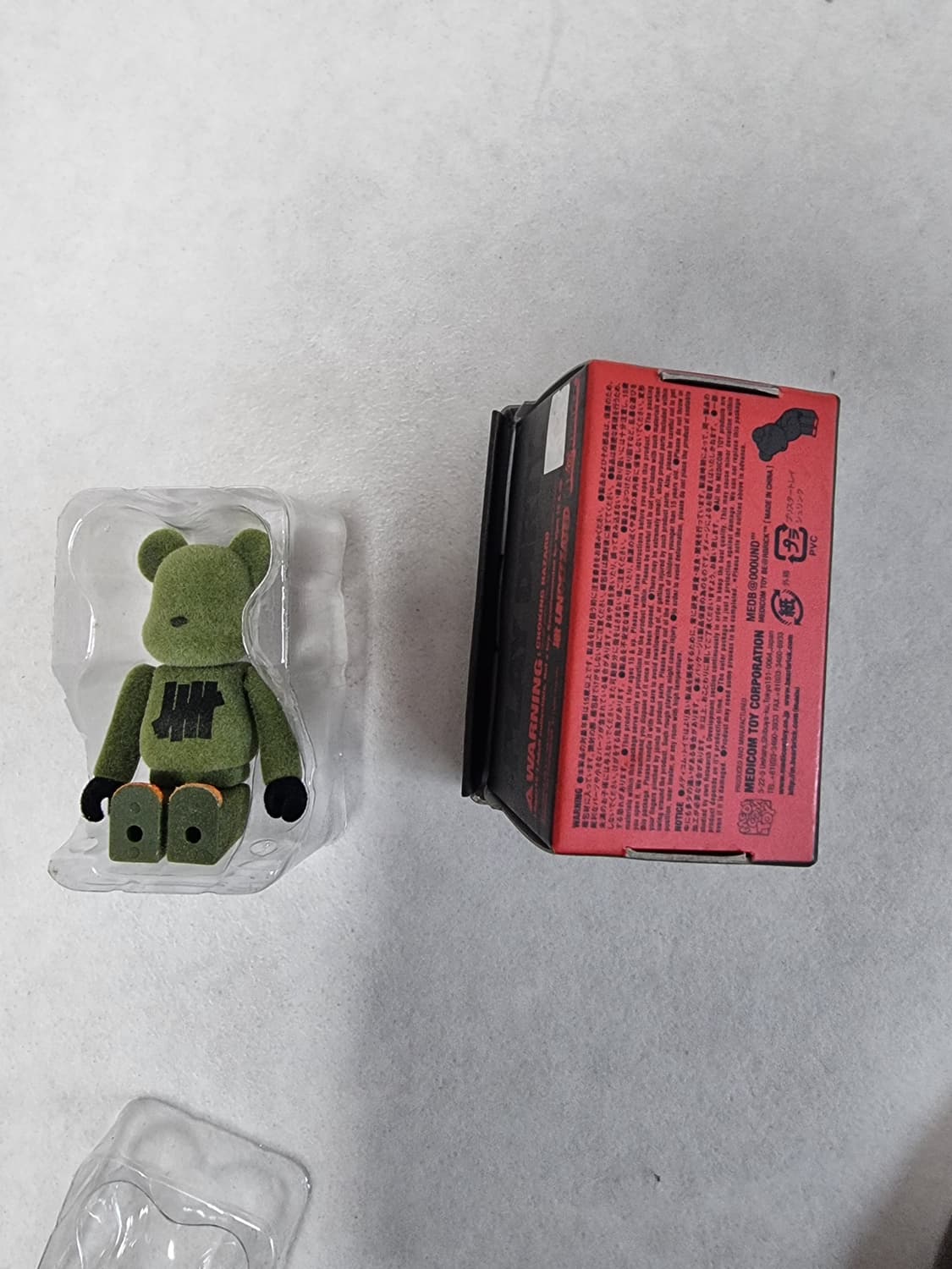언디핏 베어브릭 상품이미지2