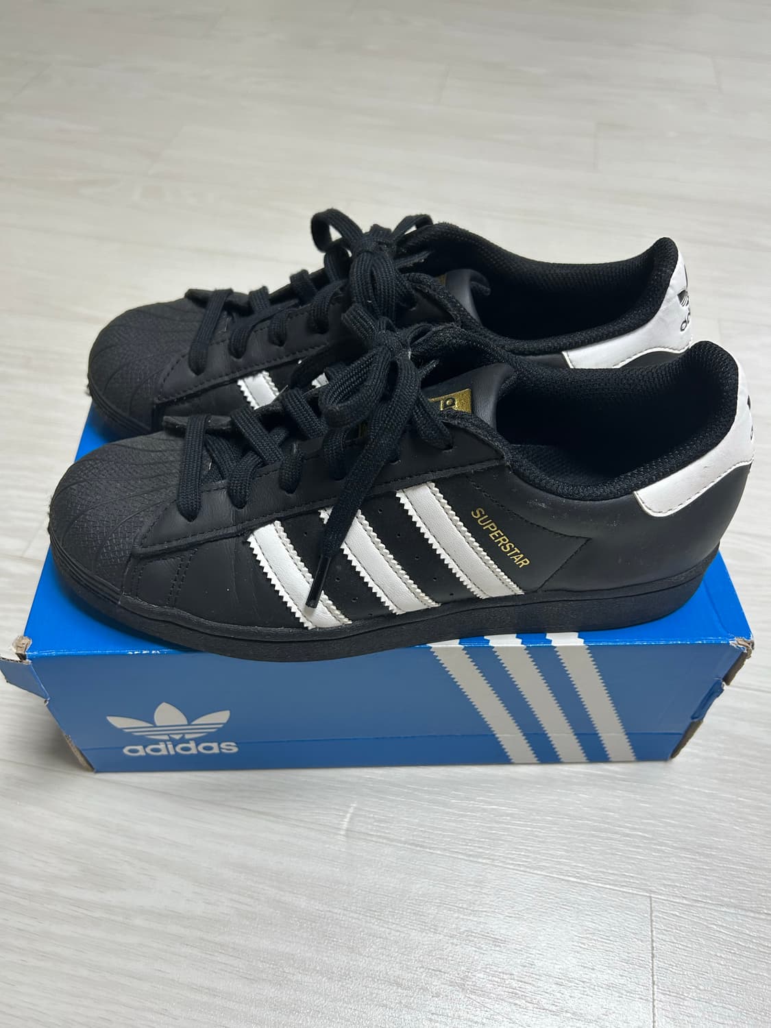 아디다스 슈퍼스타 245 상품이미지2