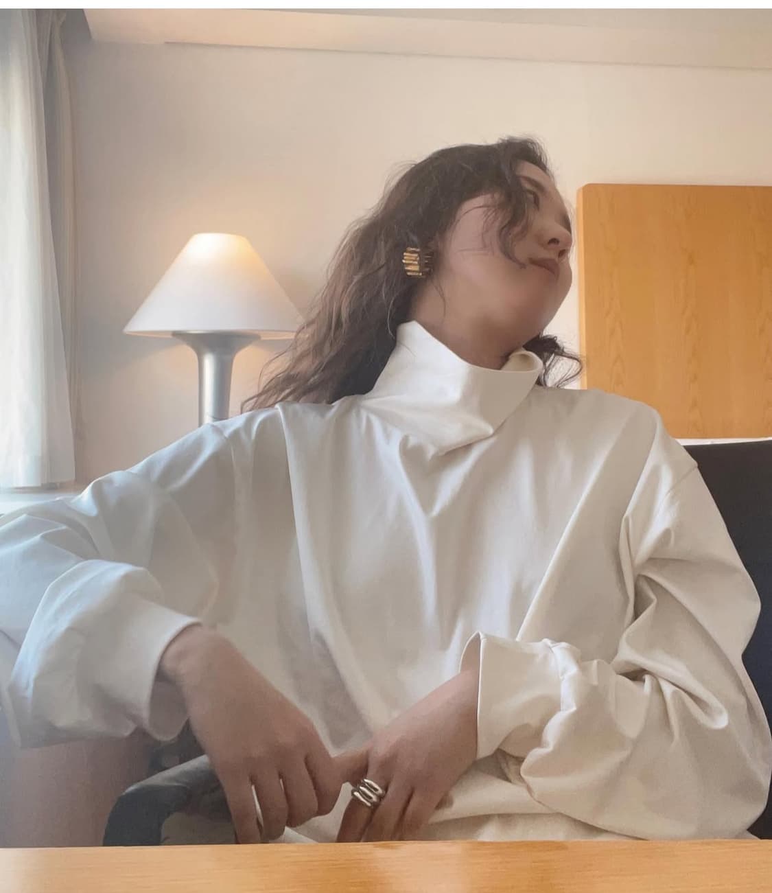 에토스 루즈 하이넥 티셔츠 상품이미지1