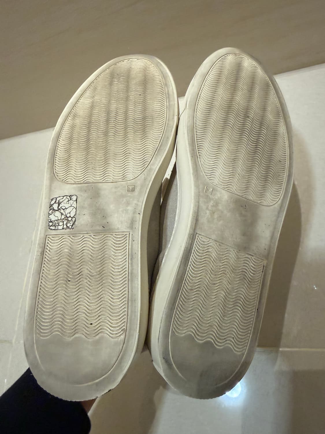 Common Projects 37 (240) 커먼프로젝트 이탈리아 스웨이 상품이미지6