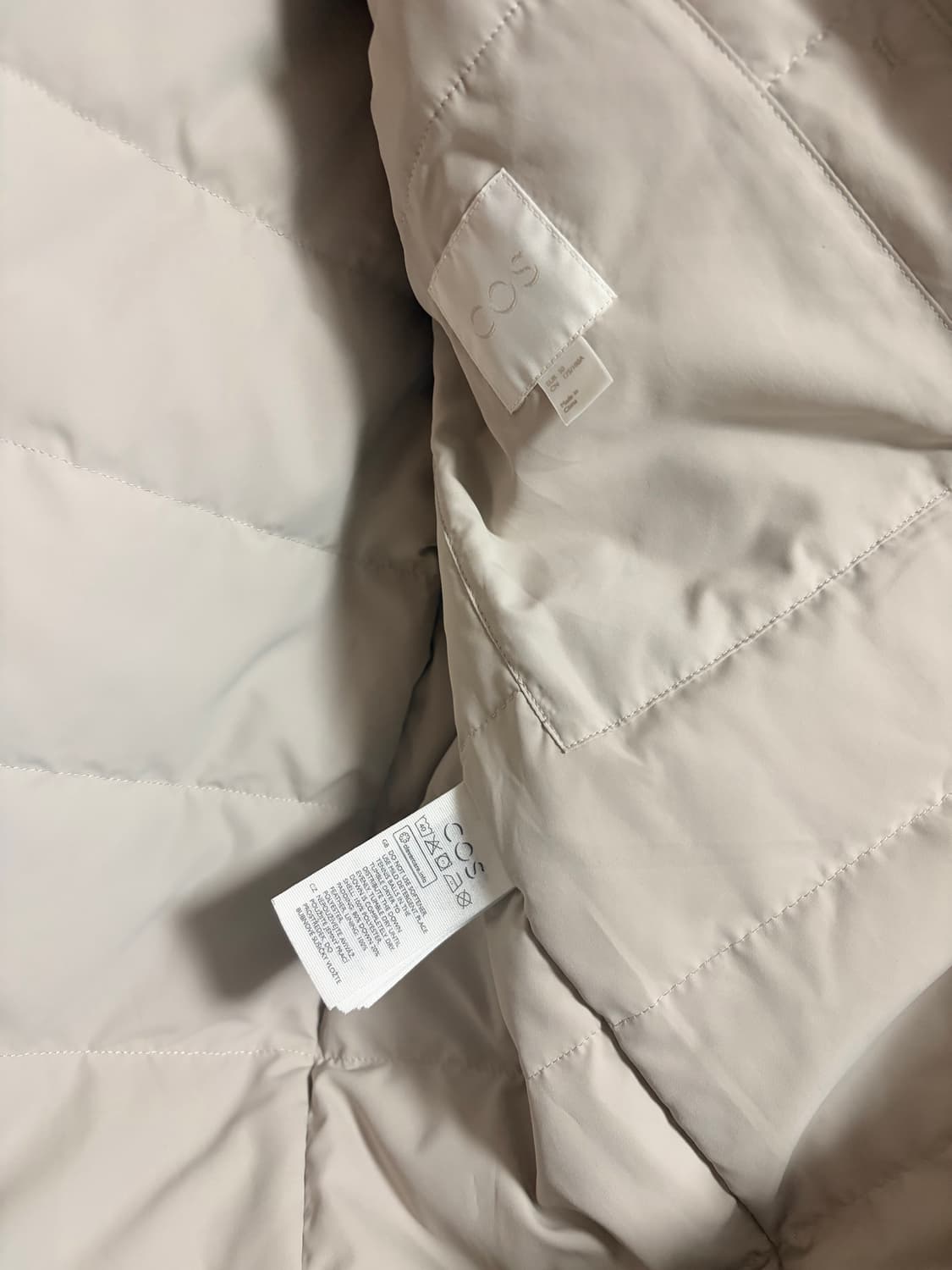 [50] cos 베이지 패딩 점퍼 상품이미지6