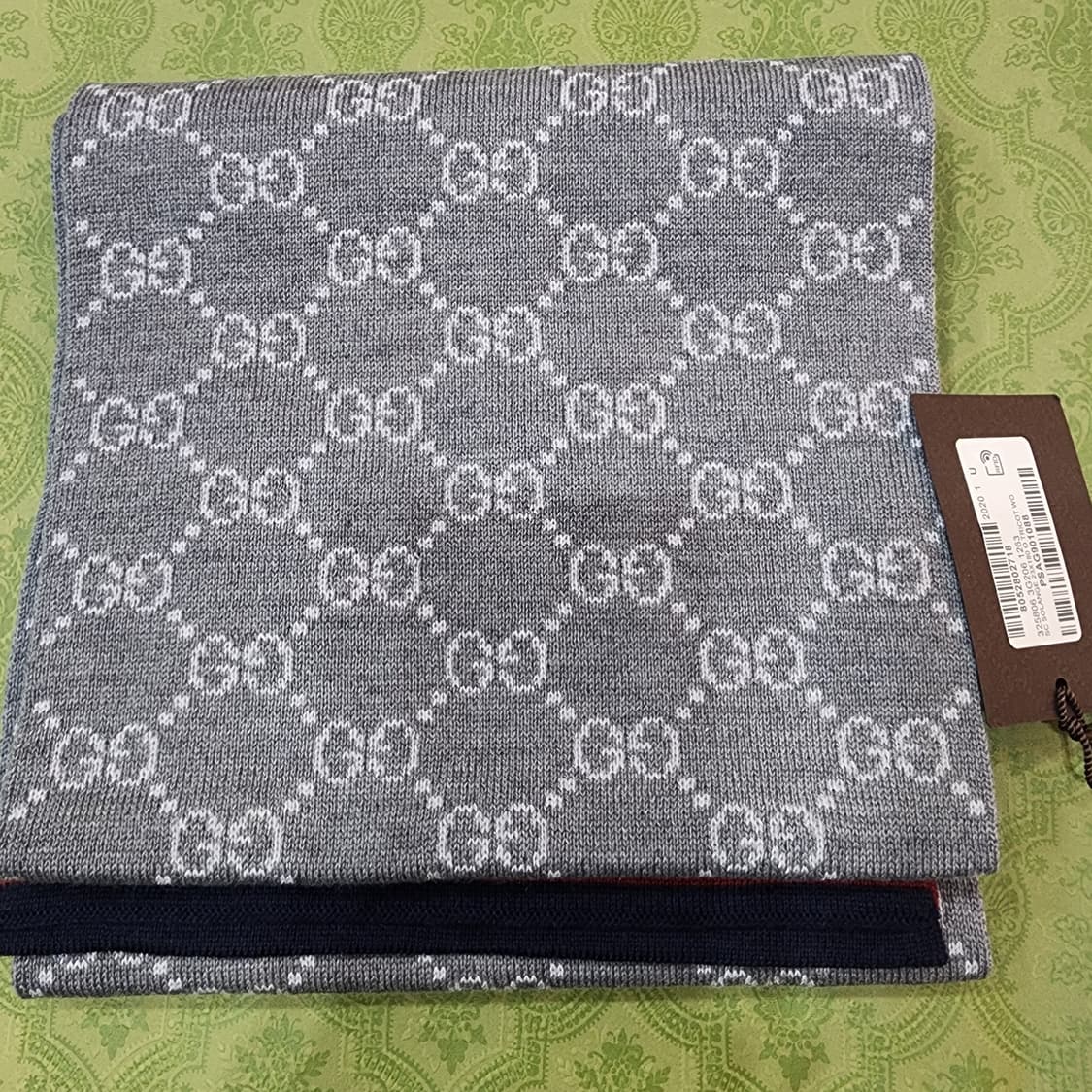 구찌  GG Two-Tone 울 스카프 그레이 새제품 택O 상품이미지4