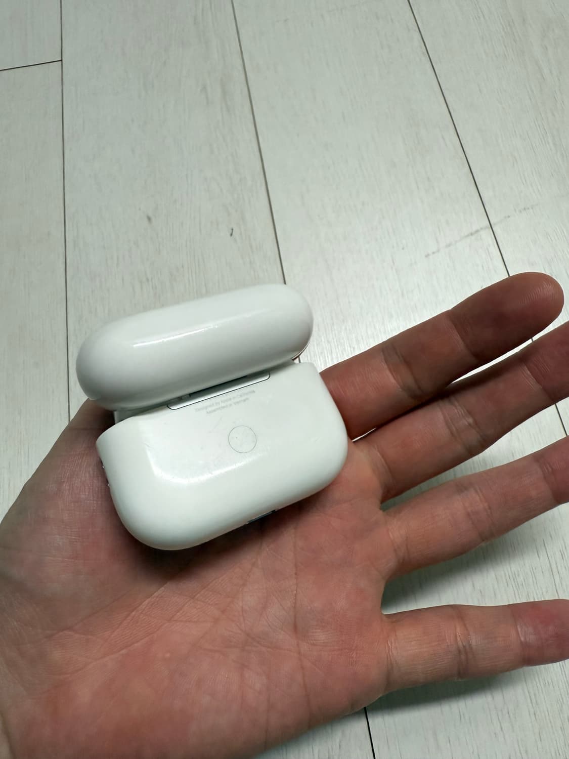 애플 에어팟 프로 2세대 작년 8월 구매   하자 전혀 X  기능상 하자 상품이미지6