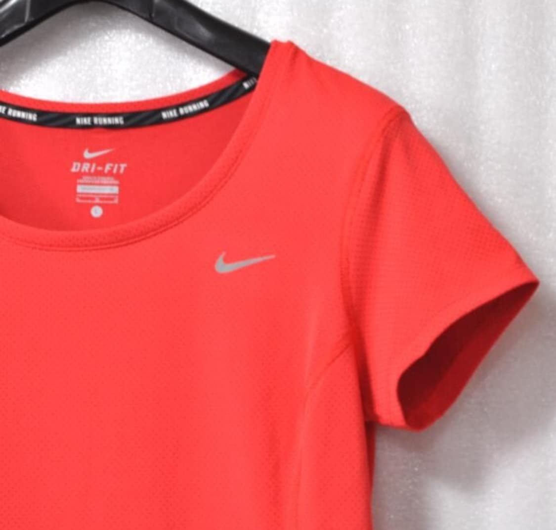 나이키/여성기능성반팔티셔츠(사이즈66) 상품이미지5