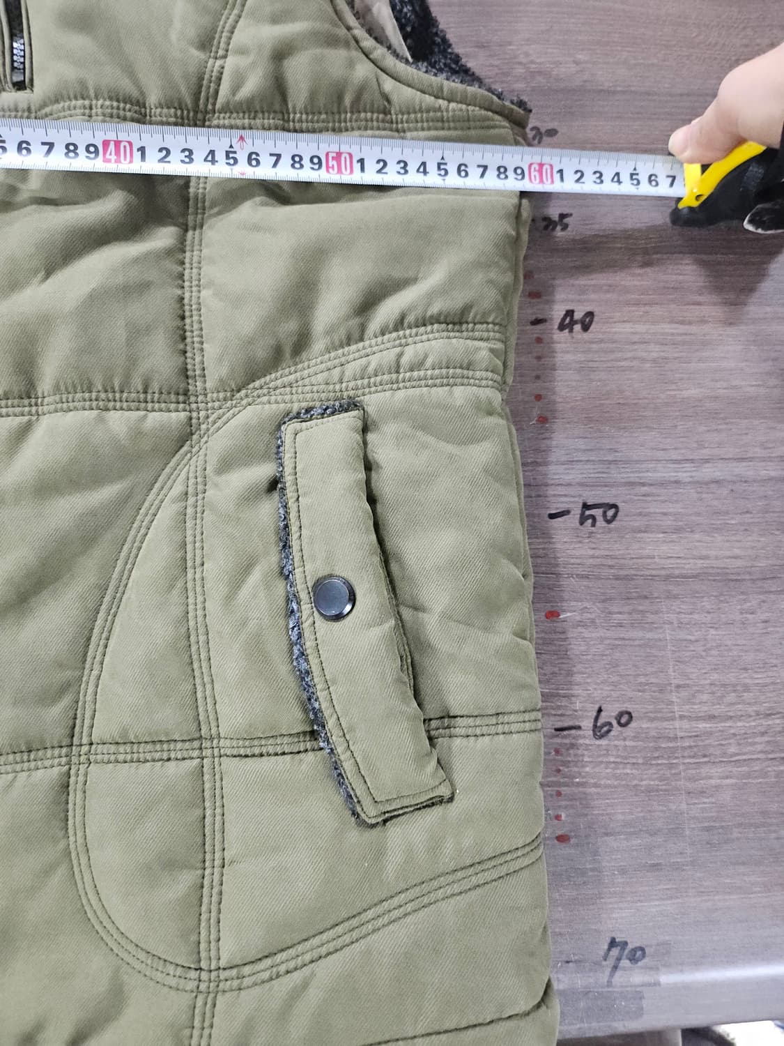 ALEXROGAN 알렉슬로건 패딩 조끼 카키 2XL 상품이미지6